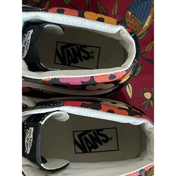 Vans Sk8-Hi Flower Black Multi
High Top Shoes Men\'s Size 10 main image 9